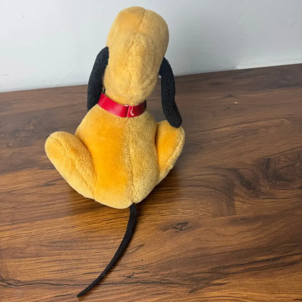 Disney Parks Vintage Pluto Plush Stuffed Animal Red Collar Disneyland‎ WDW